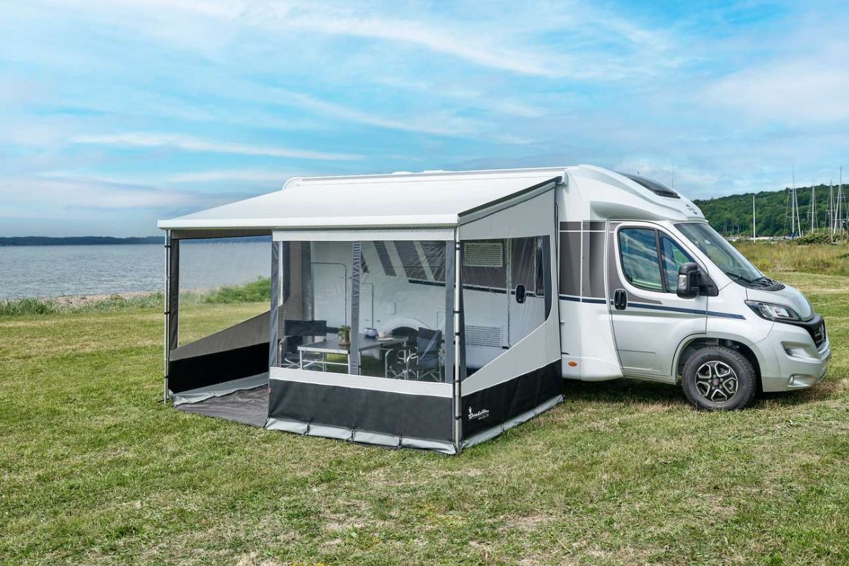 Isabella Wind Front 220